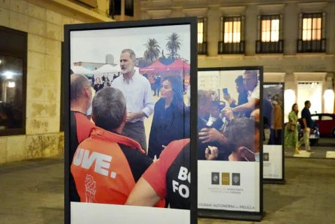 Imagen de la noticia: Melilla instala una exposición sobre la Casa Real en la calle Cándido Lobera