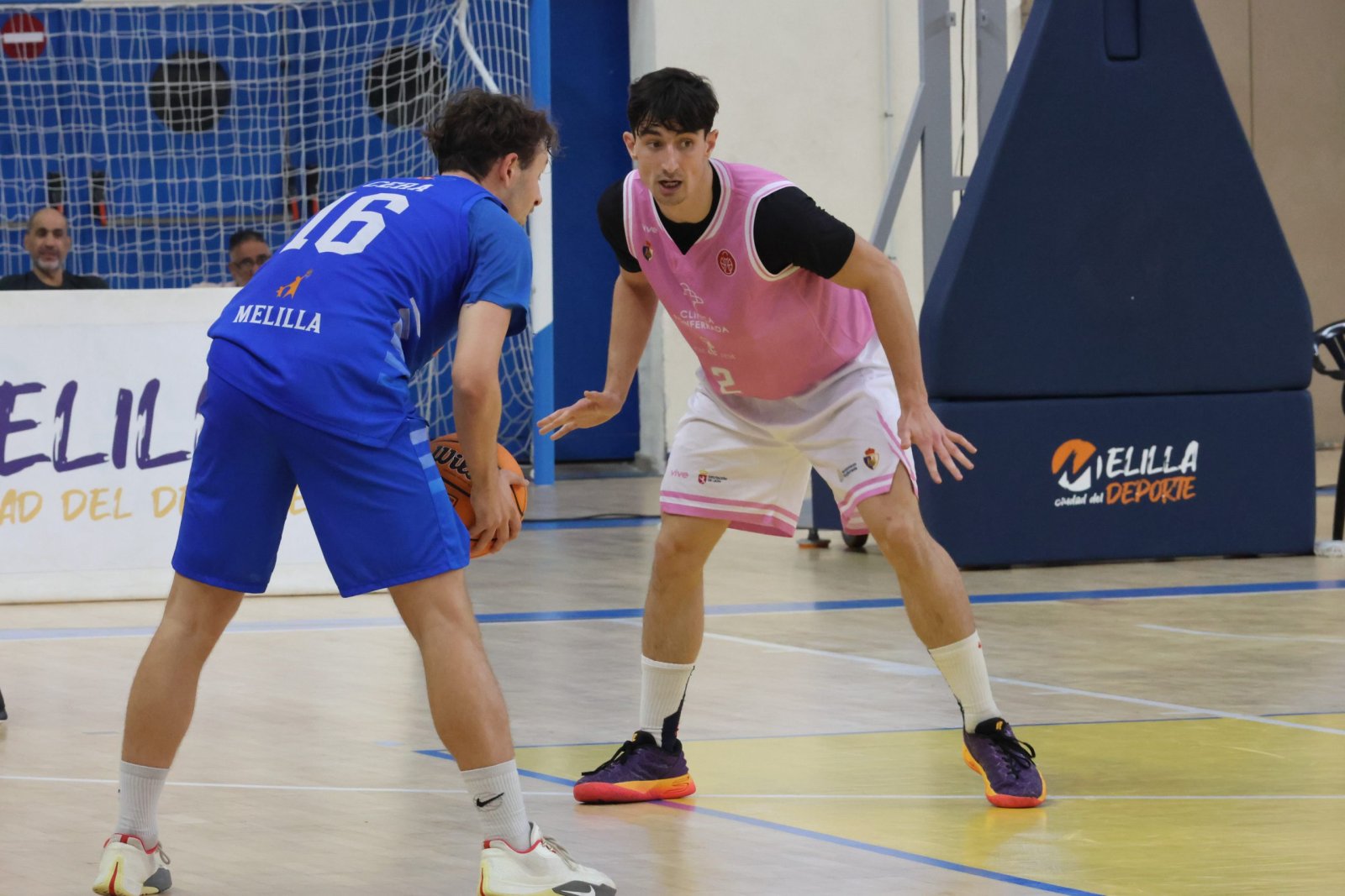 Imagen de la noticia: El Melilla Ciudad del Deporte gana en su estreno en casa al Clínica Ponferrada (82-69)