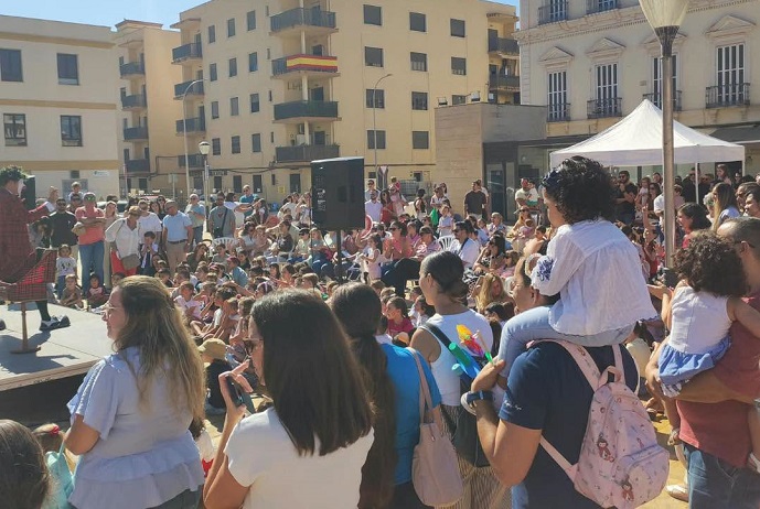 Imagen de la noticia: Melilla celebra la Fiesta Nacional con actividades familiares en la plaza de las Culturas