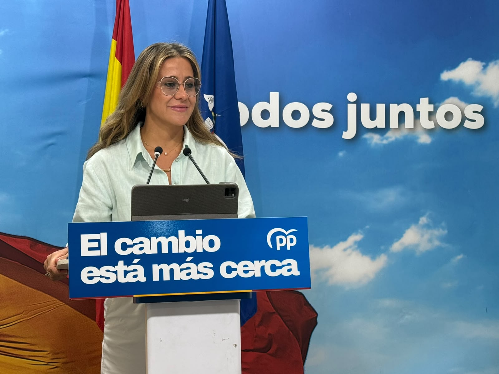 Imagen de la noticia: Acedo valora la visita de los Reyes y critica a la Delegación del Gobierno