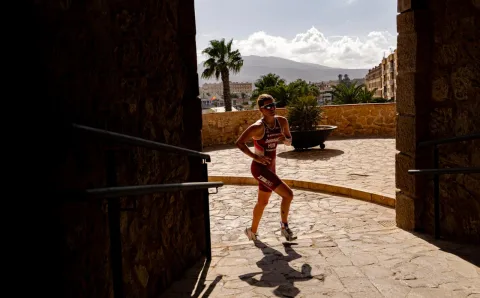Imagen de la noticia: Seis triatletas españoles pelearán por las medallas este sábado en la Ensenada de los Galápagos