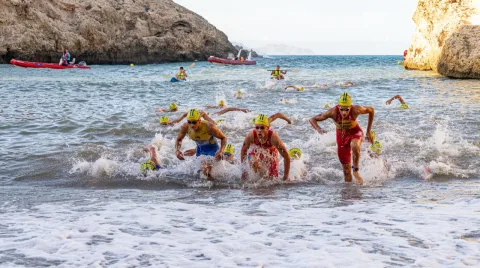 Imagen de la noticia: Seis triatletas españoles pelearán por las medallas este sábado en la Ensenada de los Galápagos