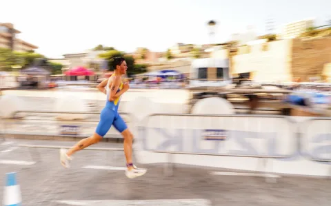 Imagen de la noticia: Seis triatletas españoles pelearán por las medallas este sábado en la Ensenada de los Galápagos