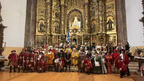 Imagen de la noticia: Francisco Díaz recibe el título de Posadero Real en Valdestillas y estrecha lazos con Melilla