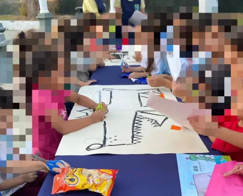 Imagen de la noticia: Mensajeros de la Paz lleva talleres de lectura y arte a menores de La Cañada