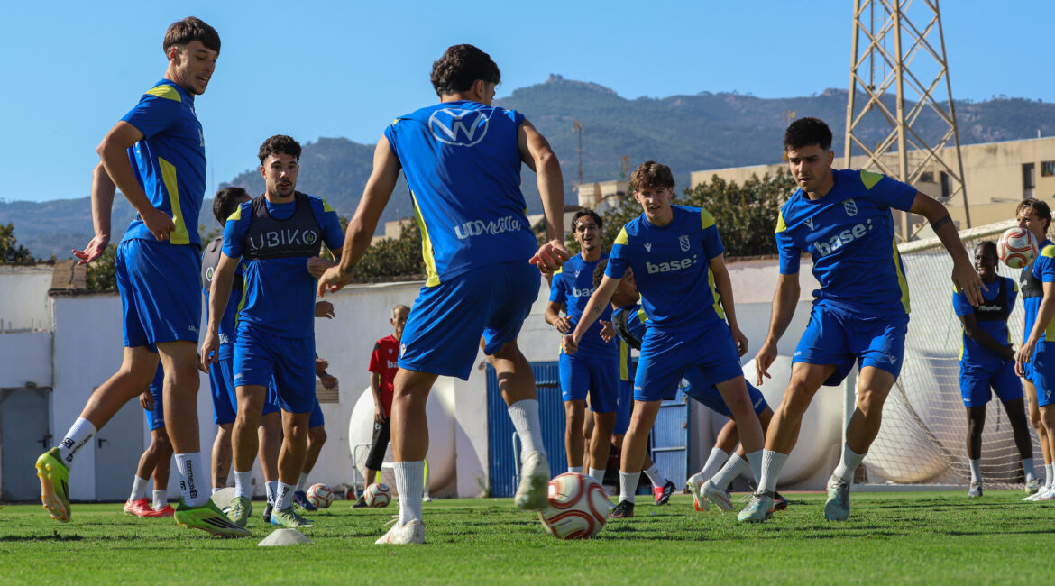 Imagen de la noticia: La UD Melilla retoma los entrenamientos para recibir al CD Cantoria el sábado