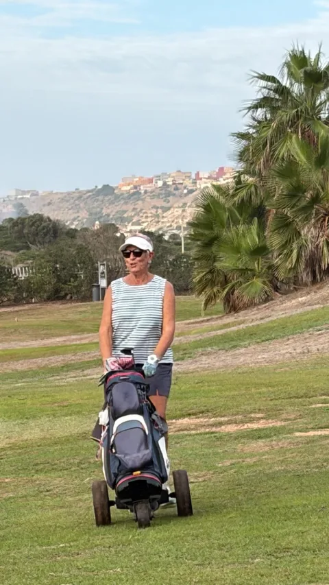 Imagen de la noticia: El Club Amigos del Golf disputa un torneo de Pitch & Putt en Melilla