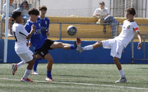 Imagen de la noticia: UD Melilla, Peña Real Madrid B y Atlético Melilla A ganan las primeras finales de la Copa Federación
