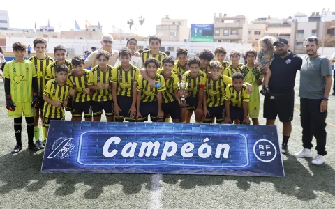 Imagen de la noticia: UD Melilla, Peña Real Madrid B y Atlético Melilla A ganan las primeras finales de la Copa Federación