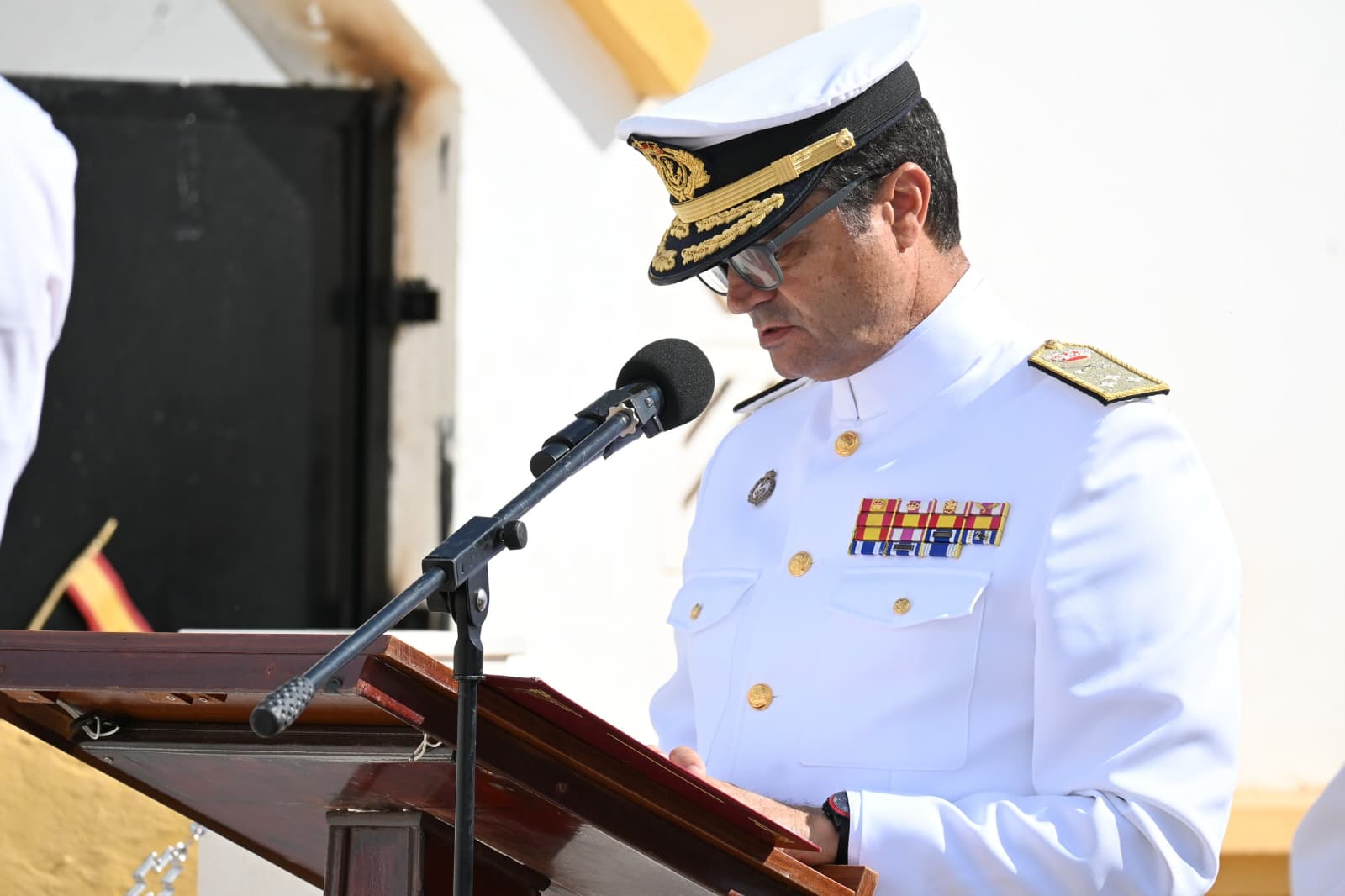 Imagen de la noticia: Melilla inaugura un monumento a los marinos de la Armada fallecidos desde 1497