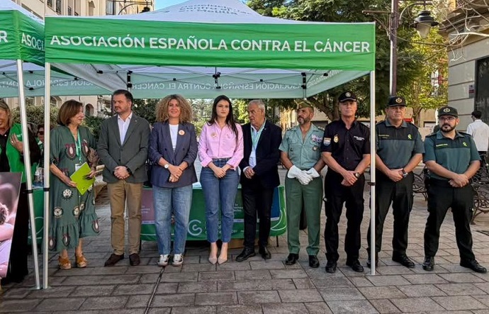 Imagen de la noticia: Melilla conmemora el Día Mundial contra el Cáncer de Mama con la lectura de un manifiesto