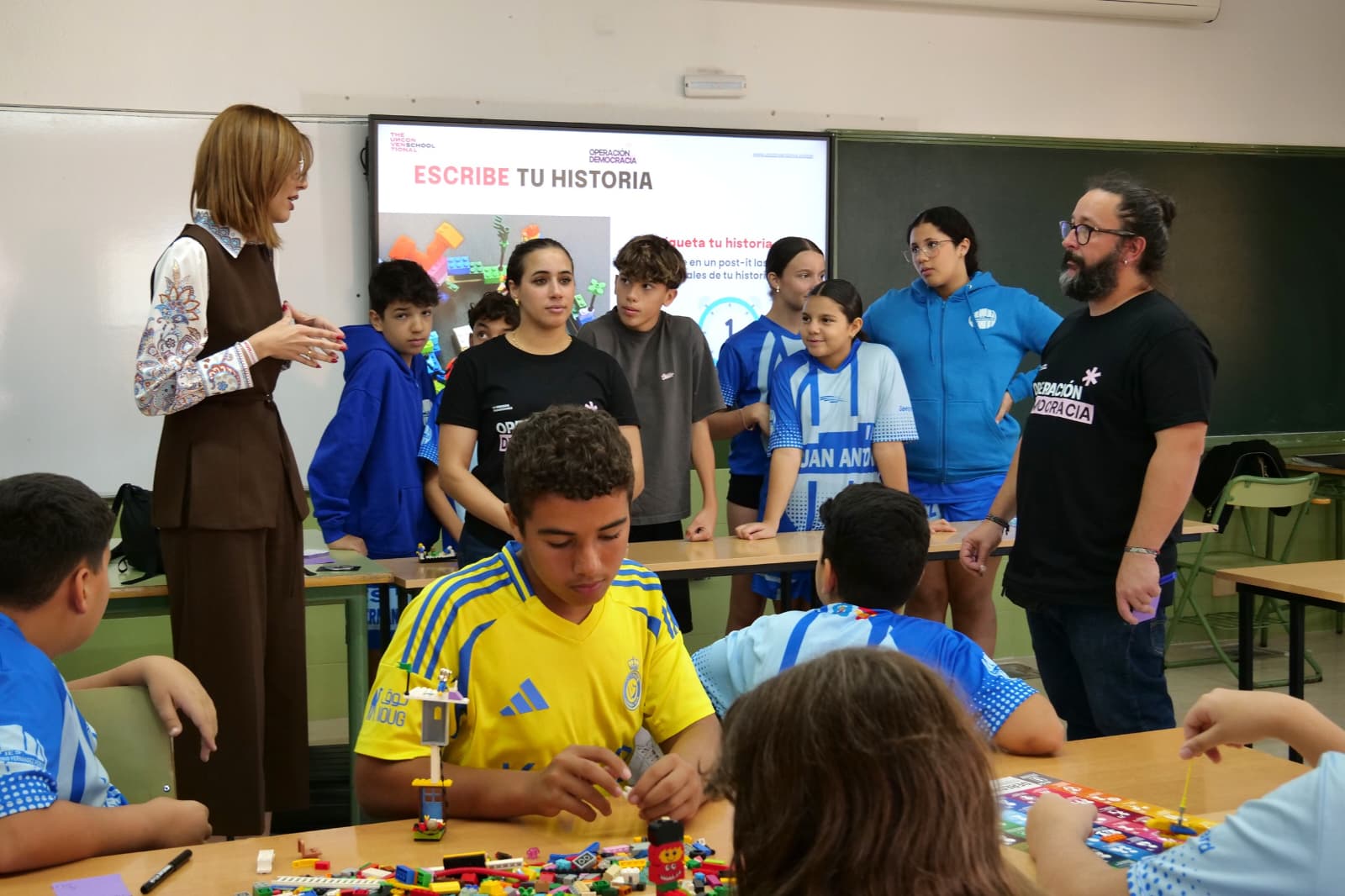 Imagen de la noticia: Arranca en Melilla 'Operación Democracia' para 1.400 alumnos de ESO