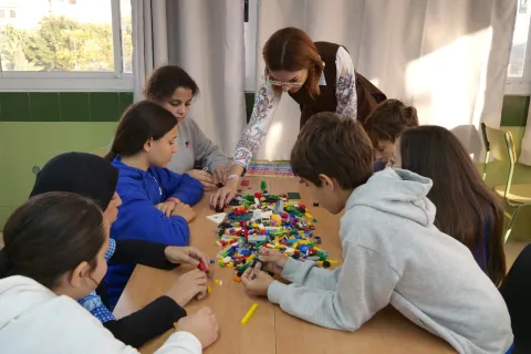 Imagen de la noticia: Arranca en Melilla 'Operación Democracia' para 1.400 alumnos de ESO