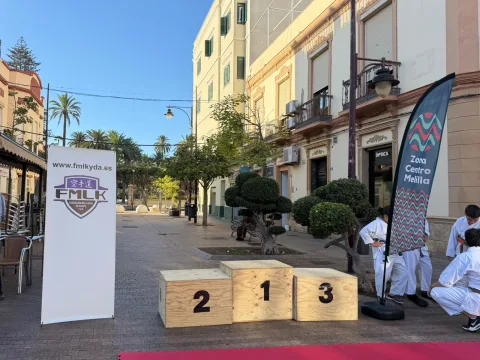 Imagen de la noticia: El kárate toma la calle Héroes de España con un torneo