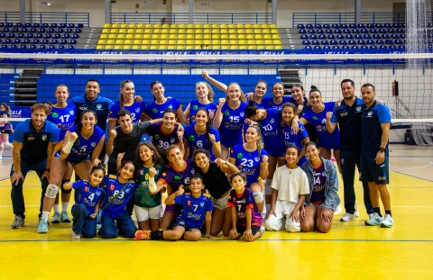 Imagen de la noticia: El Melilla Ciudad del Deporte gana al Kiele Socuéllamos en el tie-break