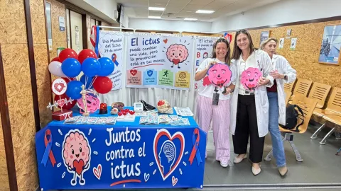 Imagen de la noticia: Sanidad informa en cuatro centros de salud sobre la prevención del ictus