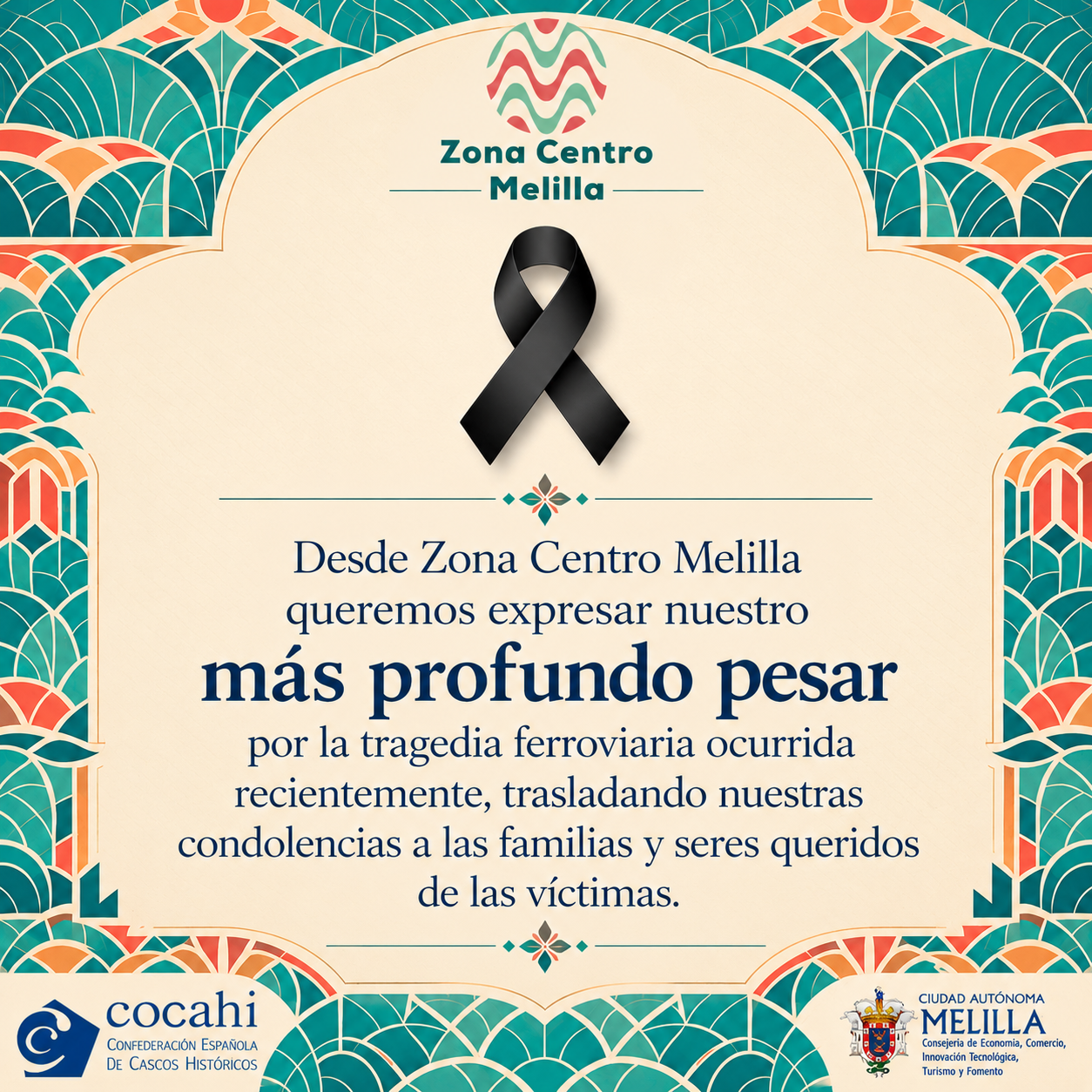 Cartel con lazo negro de luto y texto de pésame de Zona Centro Melilla por un accidente ferroviario.